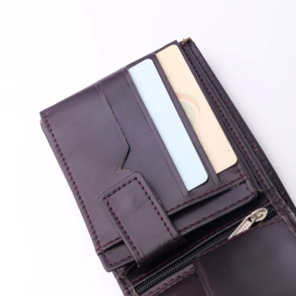 Minimalist Mens Leather Bi-Fold Wallet - Image 2