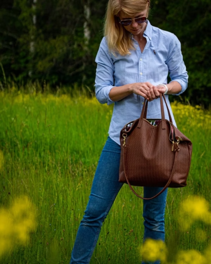 TURKISH TOTE BAG TAN– MILANO LEATHER HERRINGBONE ZIPPER BAG - Image 3